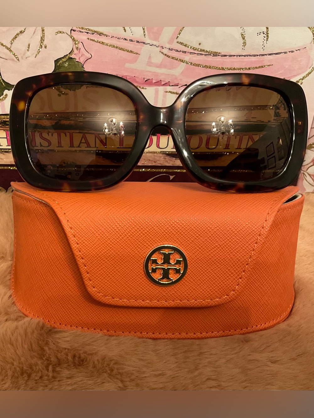 EUC Tory Burch Tortoiseshell Oversized Sunglasses